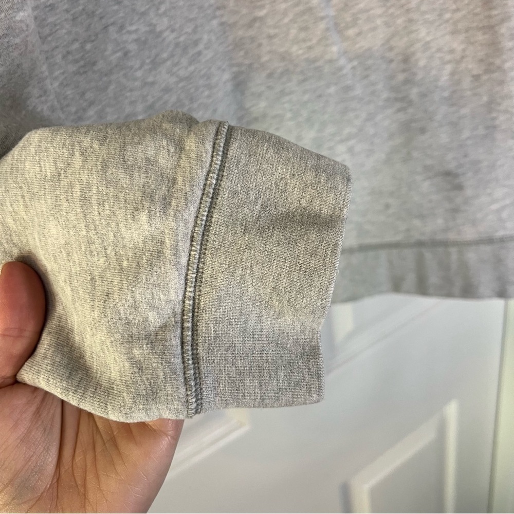 Lands’ End gray crew neck sweatshirt - Picture 5 of 6